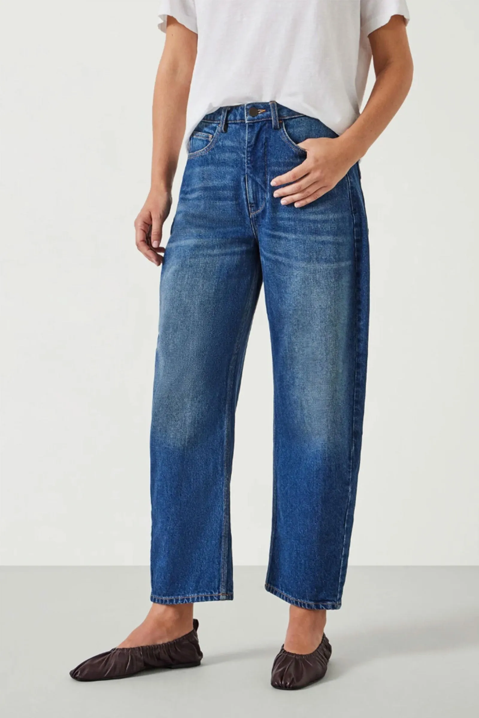 Cordelia Barrel Leg Jeans