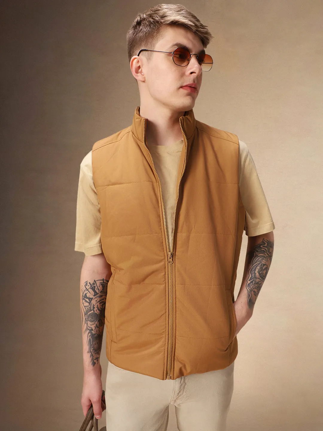 Men's Beige Solid Stand Collar Sleeveless Gilet Jacket