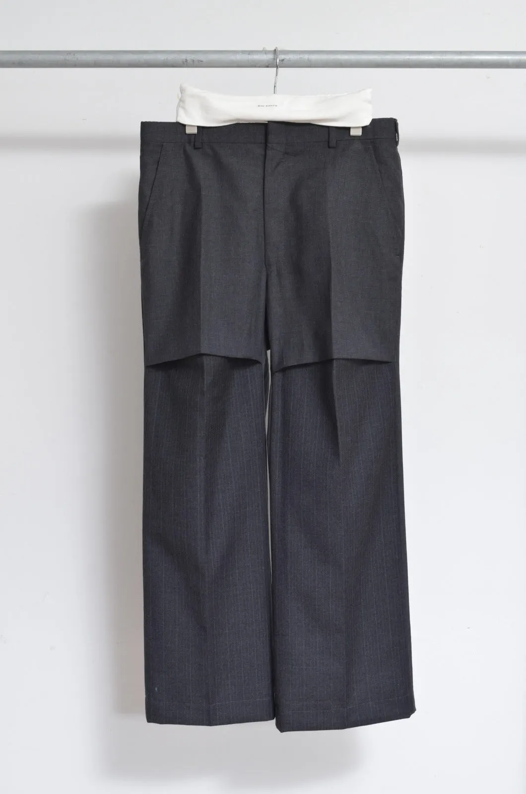 SLIT SLACKS PT GRY / 02_B